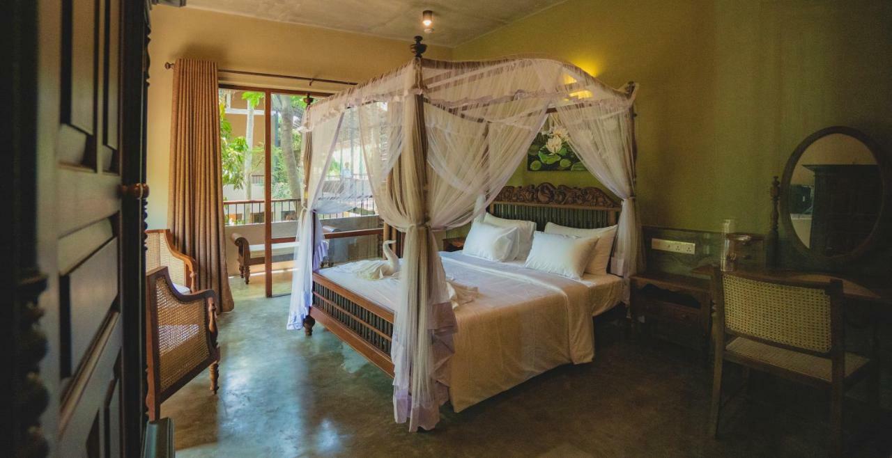 Ayur Ayur Resort & Ayurveda Retreat Negombo Exterior photo